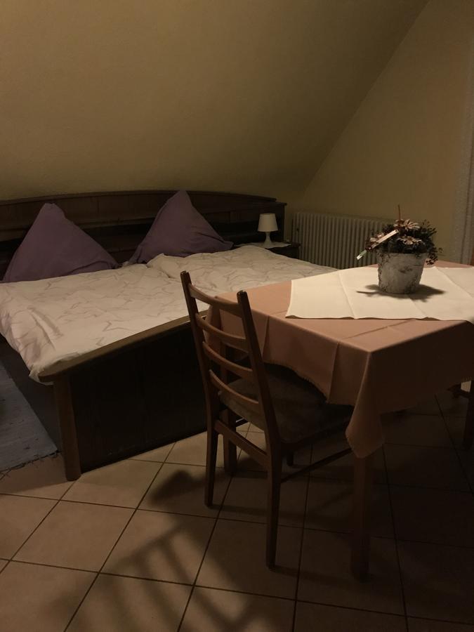 מלון לודוויגסבורג Gasthaus Hirschberg מראה חיצוני תמונה