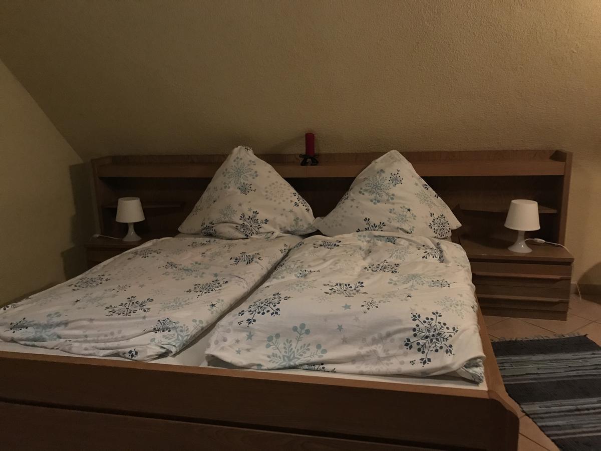 מלון לודוויגסבורג Gasthaus Hirschberg מראה חיצוני תמונה